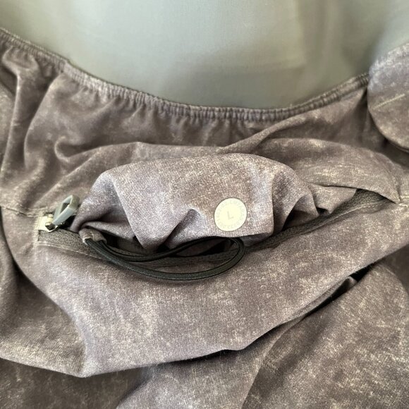 lululemon Men's T.H.E. Short 9" *Linerless - Size L - Picture 5 of 9